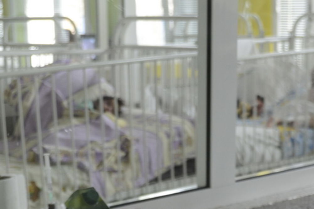 NEČUVENO: Dečja klinika u Nišu nema ni čaršave