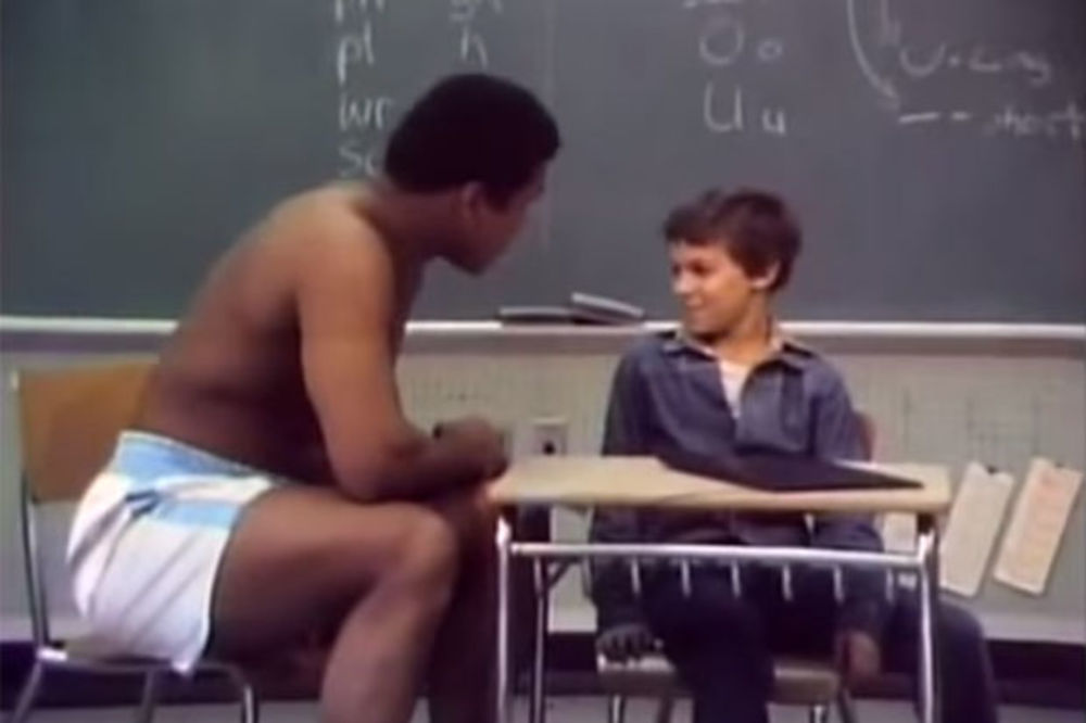 (VIDEO) MUHAMED ALI U SKRIVENOJ KAMERI: Pogledajte boksersku legendu pre 40 godina