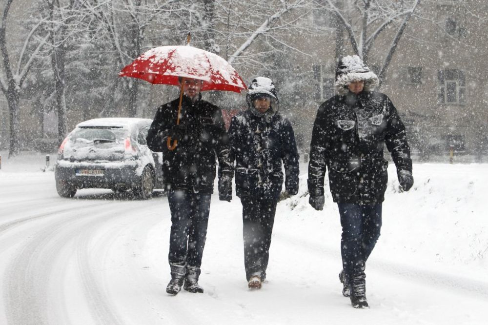 I JUG SE SMRZAO: Zaledilo se Dojransko jezero, sneg zatvorio škole u Grčkoj
