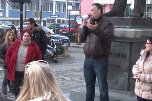 (VIDEO) OBRAZ KAO ĐON: Boško Ničić protestovao protiv svojih najboljih saradnika!