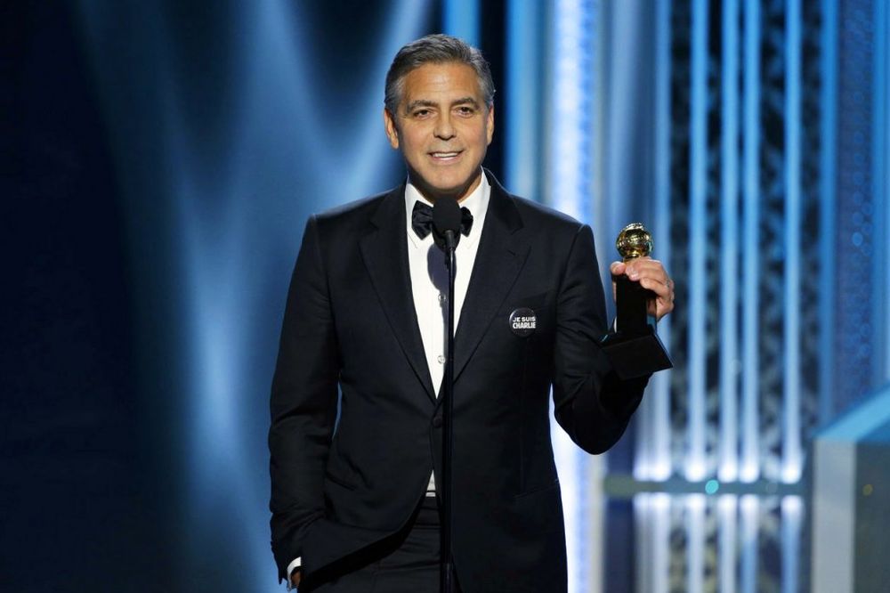 (FOTO) HUMANI GLUMAC: Džordž Kluni u kafiću ostavio 1.000 dolara za beskućnike