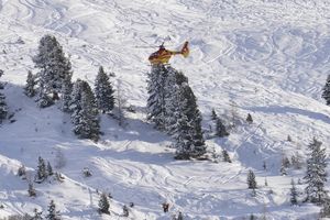 CRNI JANUAR: Dvojica skijaša poginula u lavini u Tirolu!