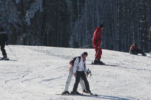 OBOREN REKORD: Na skijalištima Srbije 13.000 skijaša