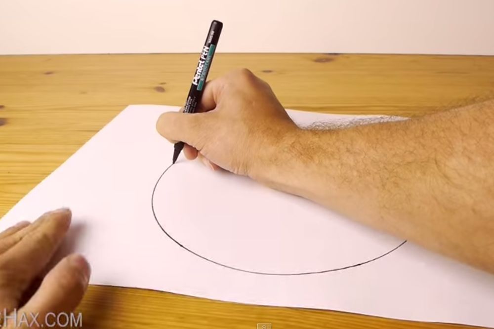 Savršen krug bez šestara: Evo kako se crta! (VIDEO)
