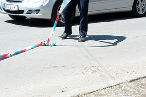 INCIDENT U ČAČKU: Razbili staklo pa bacili bombu na kafić