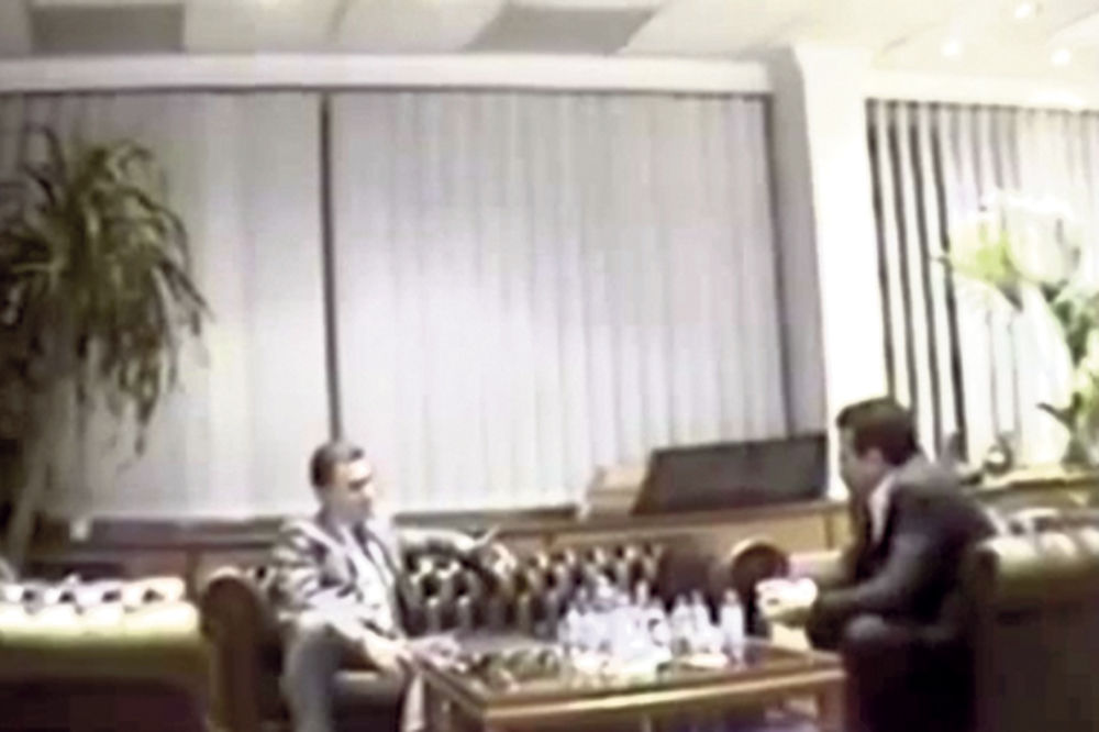 (VIDEO) OPERACIJA PUČ:  Snimak kako Zaev preti Gruevskom