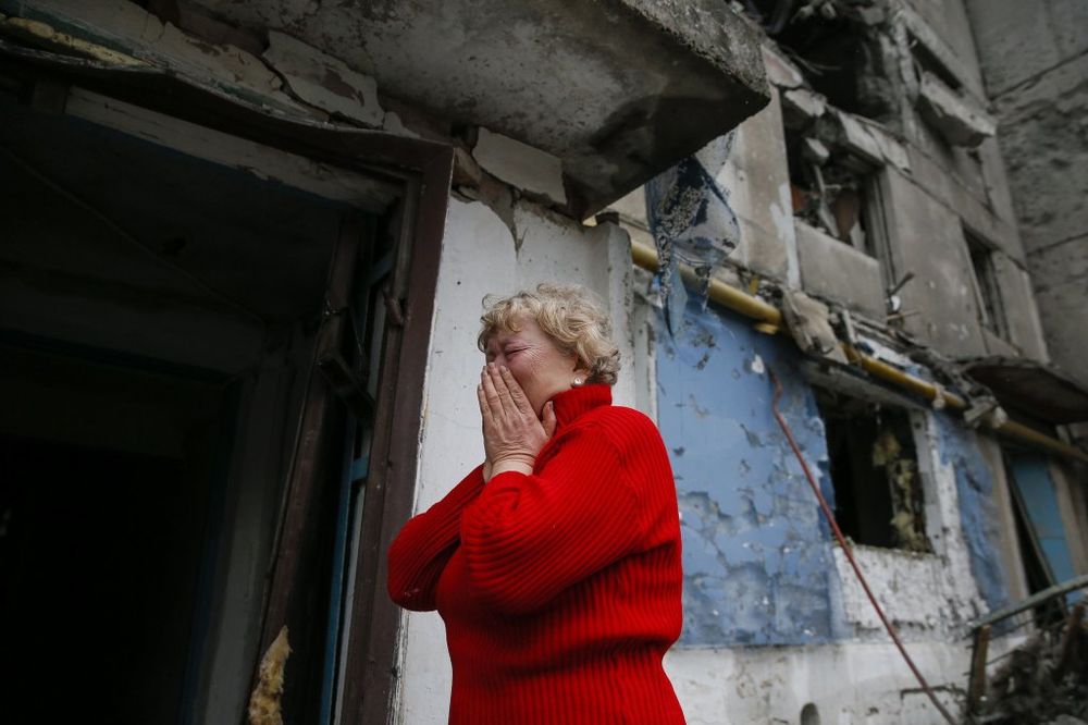 (VIDEO) UŽIVO NOVE ŽRTVE: 16 civila poginulo u sve žešćim borbama u Donbasu