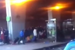 (VIDEO) FRANCUSKA: Azilanti sa Kosova spavaju ispod mosta!