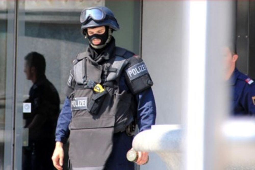 Dojava o bombi u haustoru u centru Beča digla policiju na noge!