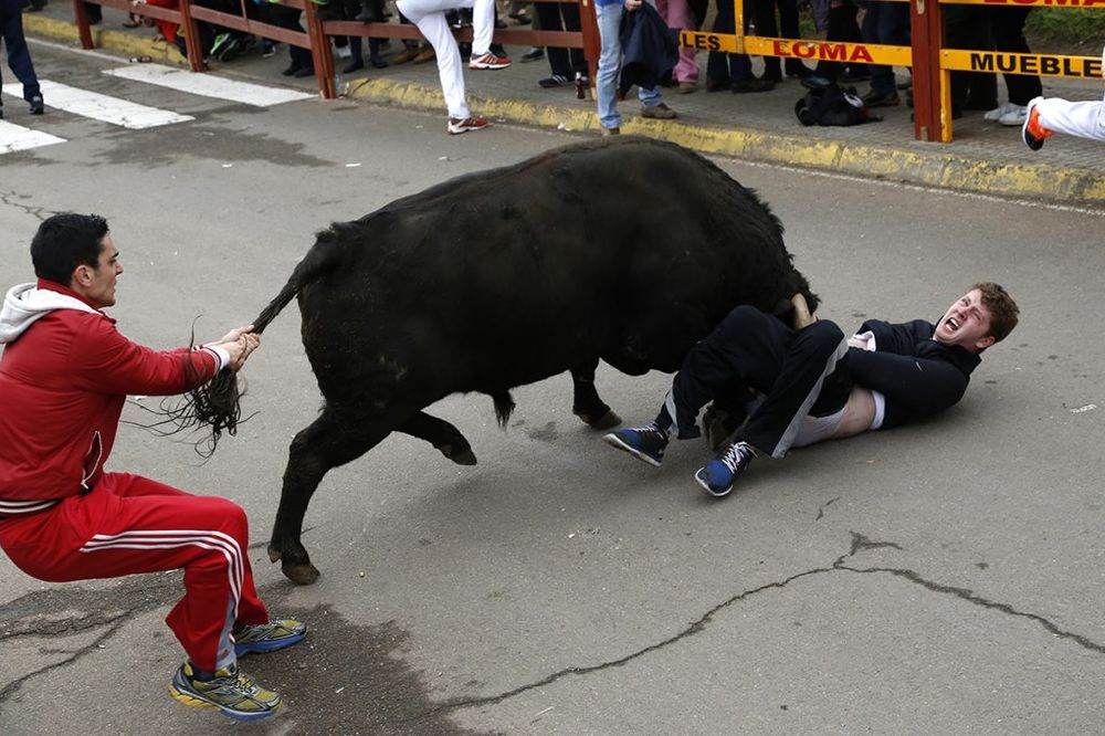 NASTRADAO NA POSLU: Bik ubio snimatelja tokom trke gradskim ulicama