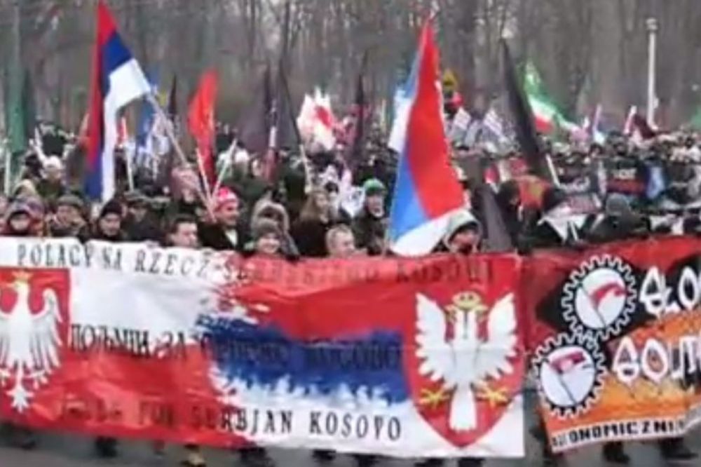 (VIDEO) POLJSKI NAVIJAČI NE ODUSTAJU: Kosovo je srpsko