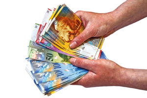 BLAGO CRNOGORCIMA: Kredite u francima vraćaće po kursu na dan zaključenja ugovora!