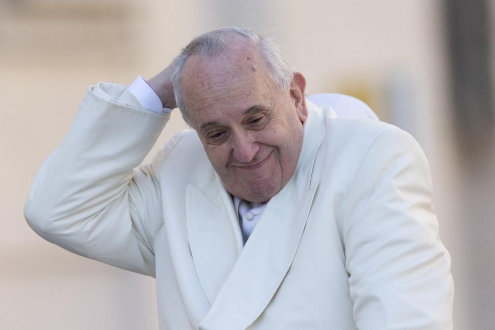 (VIDEO) NAJIZJAVE PAPE FRANJE: Da izvinite, dobri katolici ne moraju da se ponašaju kao zečevi!