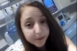 (VIDEO) DIRLJIVO: Teško bolesna devojčica molila da joj prekrate muke i izvrše eutanaziju