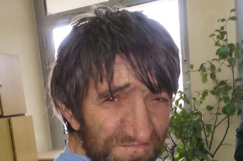 POMOZITE! DA LI STE VIDELI OVOG ČOVEKA: Zoran (62) iz Topole poslednji put viđen u autobusu za BG