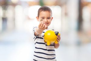 Novac u dečjim rukama: Kada je vreme za džeparac?