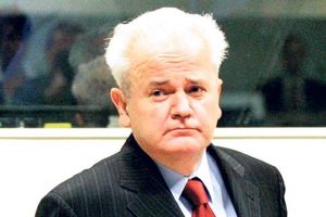 BRITANCI OTKRILI: Ovako je Slobodan Milošević zeznuo Mančester junajted za trofej!