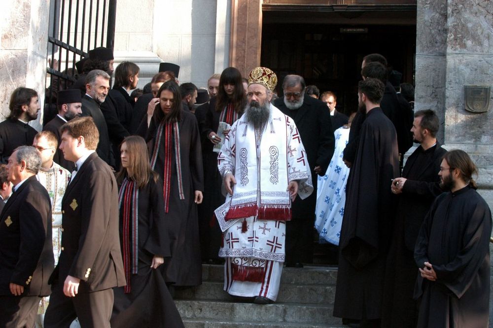 APEL EPISKOPA FOTIJA: Srbi, okupimo se na Veliku Gospojinu u manastiru Krupa, srpskoj svetinji u Dalmaciji