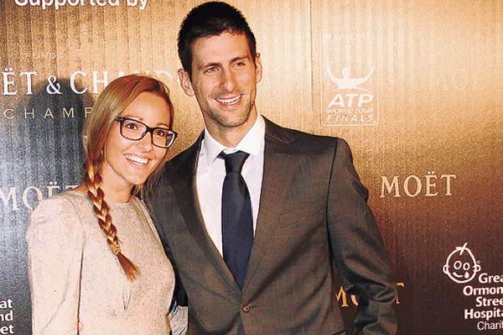 (FOTO) STARIMO ZAJEDNO: Evo kako Novak i Jelena slave godišnjicu braka