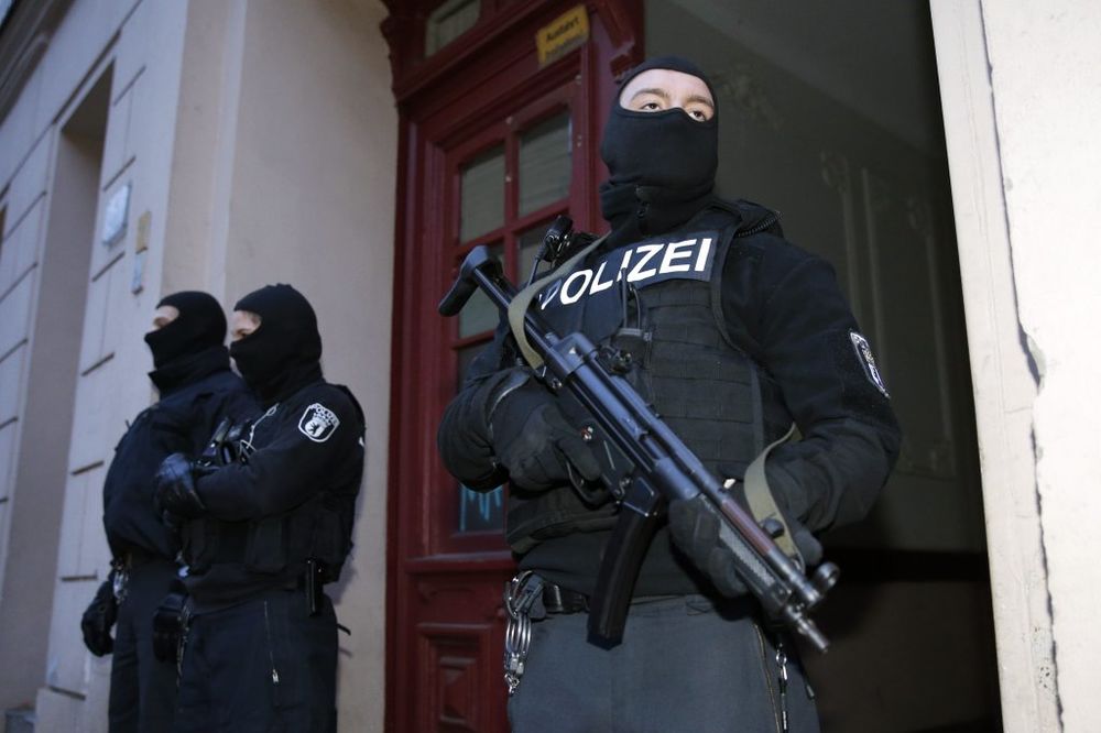 AUSTRIJA U STRAHU OD TERORISTA: Pojačane mere bezbednosti posle napada u Nemačkoj i Francuskoj!