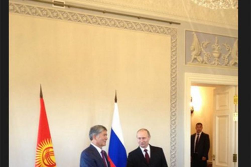 ALMAZBEK ATAMBAJEV: Kirgistan se do kraja juna priključuje Evroazijskoj uniji