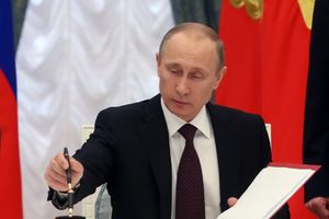 U ISTORIJU: Pero kojim je Putin potpisao pripajanje Krima postalo eksponat u muzeju