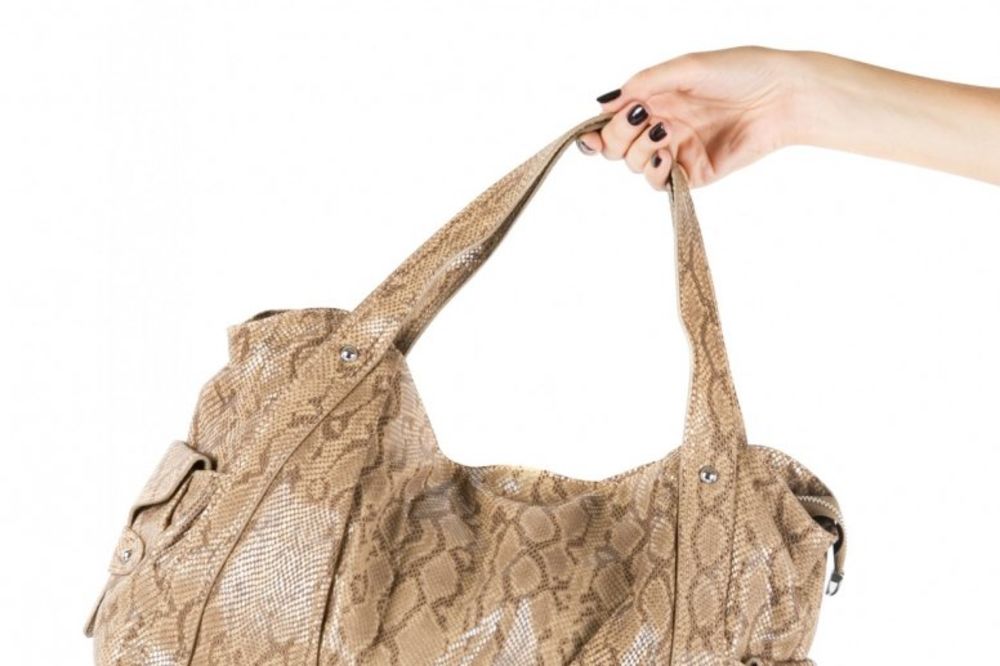 VODIČ KAKO DA PREPOZNATE KOPIJE: Evo šta sve morate da znate kad kupujete torbu