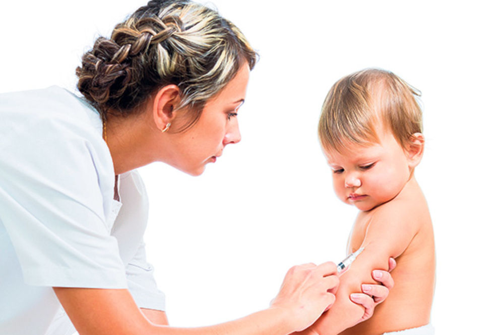 SADA I ZVANIČNO: Kazne za roditelje koji ne vakcinišu decu do 150.000 dinara