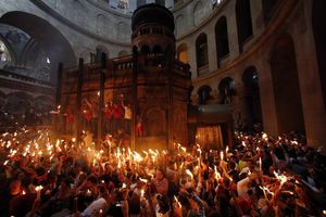 (VIDEO) PRVI PUT U BEOGRADU: Sveti oganj iz Jerusalima stiže u Hram Svetog Save u subotu