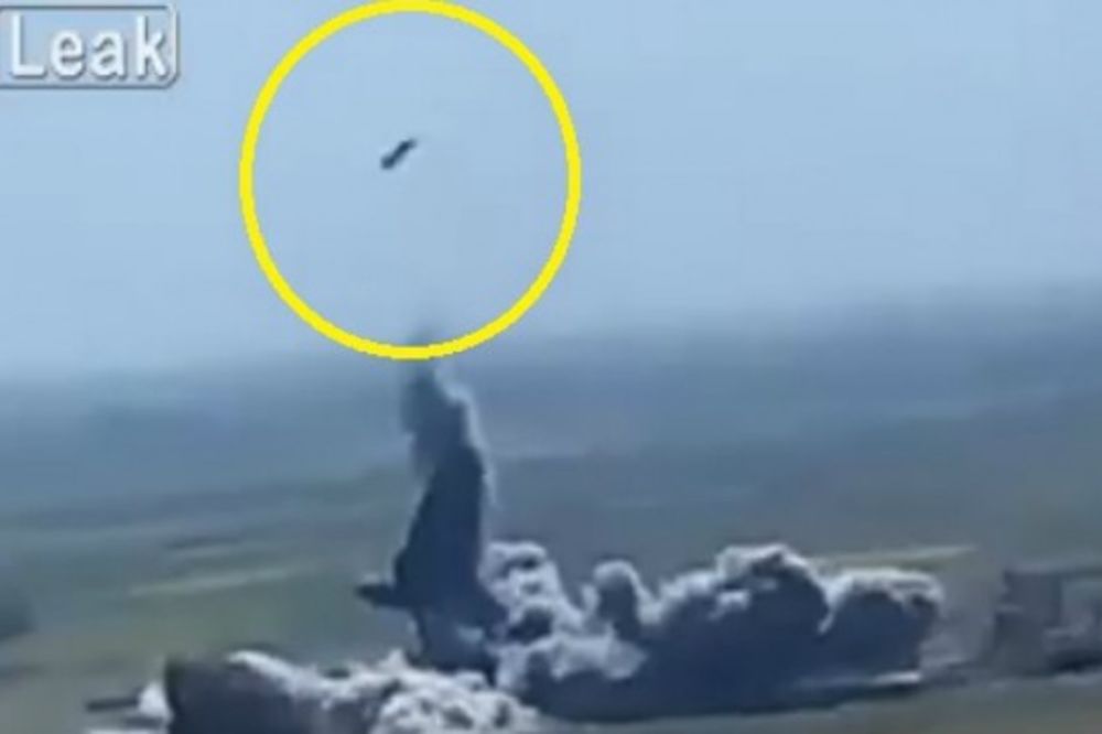 (VIDEO) LETI LETI... BOMBAŠ: Vozilo samoubice odletelo u vazduh, a onda se aktivirao eksploziv!