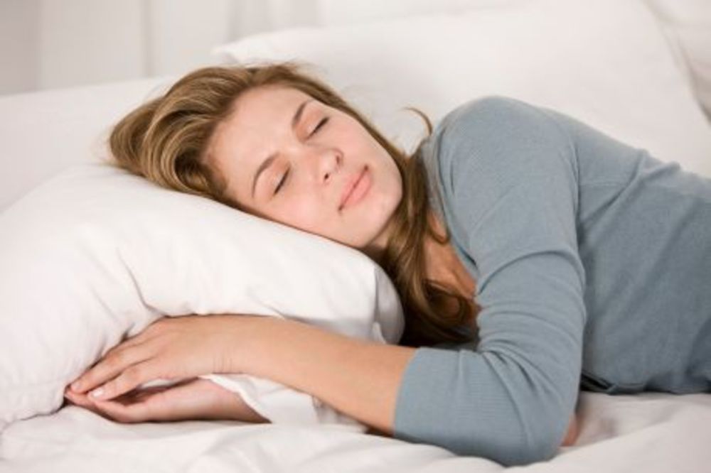 EVO ZAŠTO SE BUDITE UMORNI: 8 grešaka koje činite u svojoj spavaćoj sobi