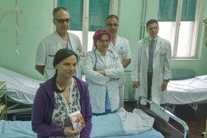 ZA MEDICINSKE ANALE: Prvi put u Srbiji zamenjena trbušna aorta kod trudnice!