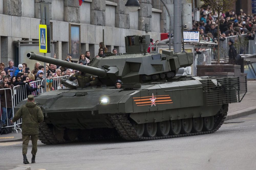 OČAJNIČKI POTEZ UKRAJINSKE VOJSKE: Priručnik o uništavanju ruskih tenkova objavili na pogrešnom jeziku