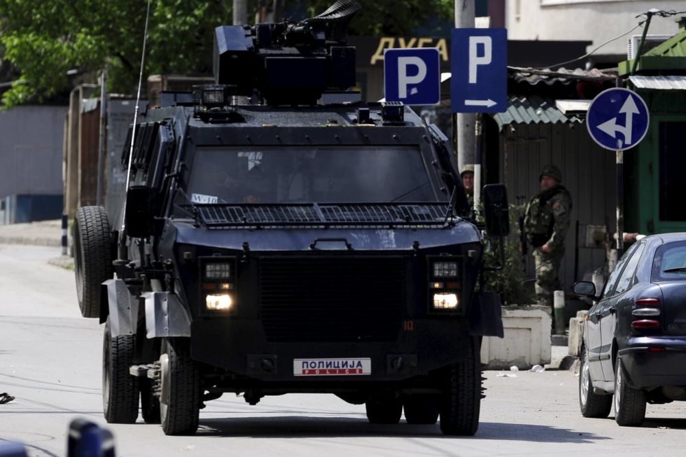 TERORISTI SPREMALI MASOVNO  KRVOPROLIĆE U KUMANOVU: Makedonska policija uništila automobil bombu!