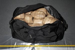 KOLUMBIJA OSLOBODILA AUSTRIJANKU: Uhapšena sa 2,4 kilograma kokaina!