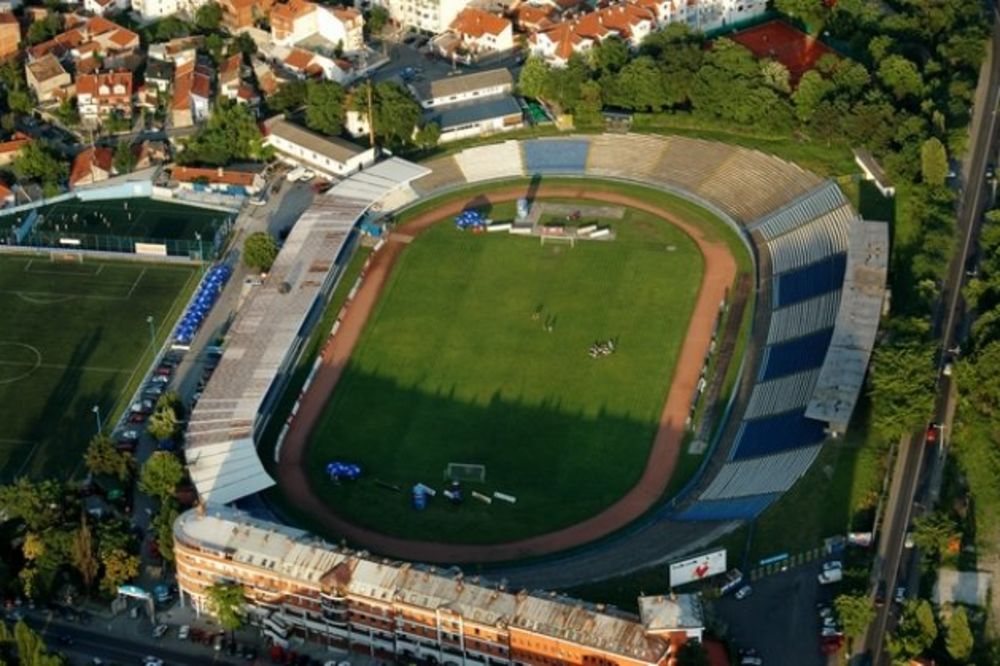 VESIĆ NAJAVIO: Grad će prodati stadion OFK Beograda