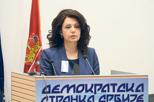 DSS: Jorgovanka Tabaković štiti lihvarske banke umesto građana!