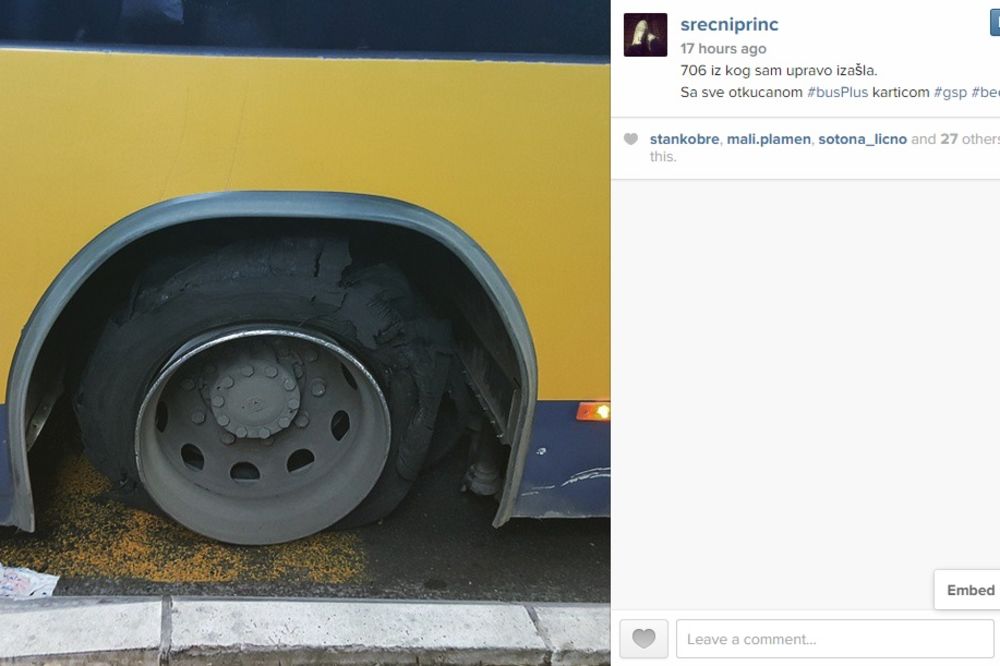 SRAMOTA: Autobus GSP-a bez gume vozi putnike kroz Beograd