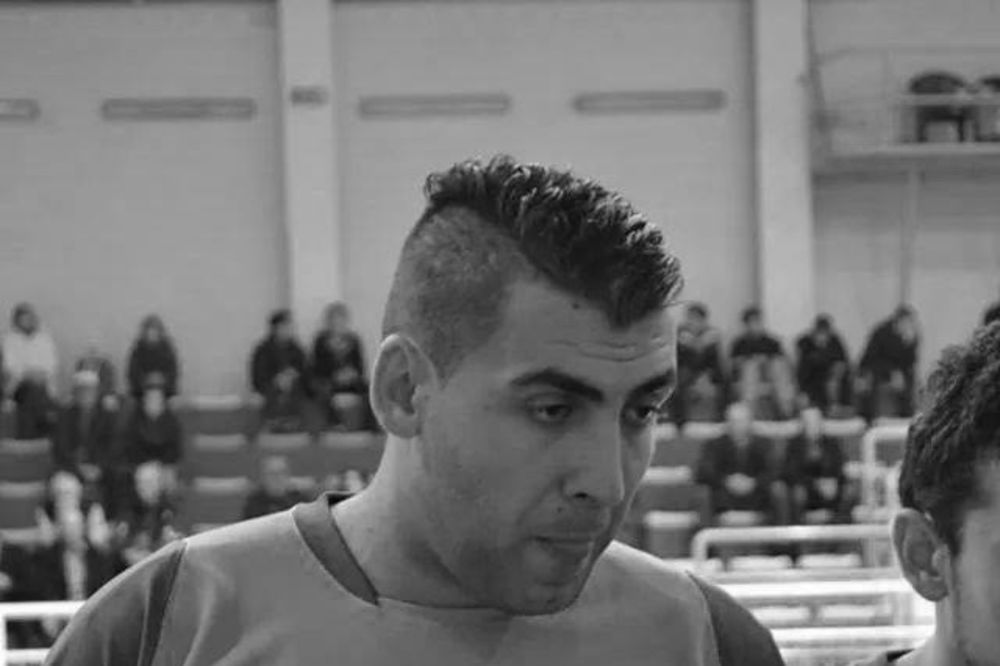 (VIDEO) OD POSLEDICA SAOBRAĆAJNE NESREĆE: Preminuo košarkaš Adnan Gopo