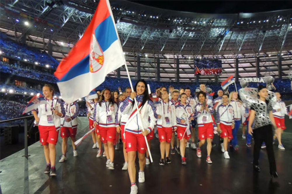 (VIDEO) SPEKTAKL U BAKUU: Milica Mandić nosila zastavu Srbije na svečanom otvaranju EI