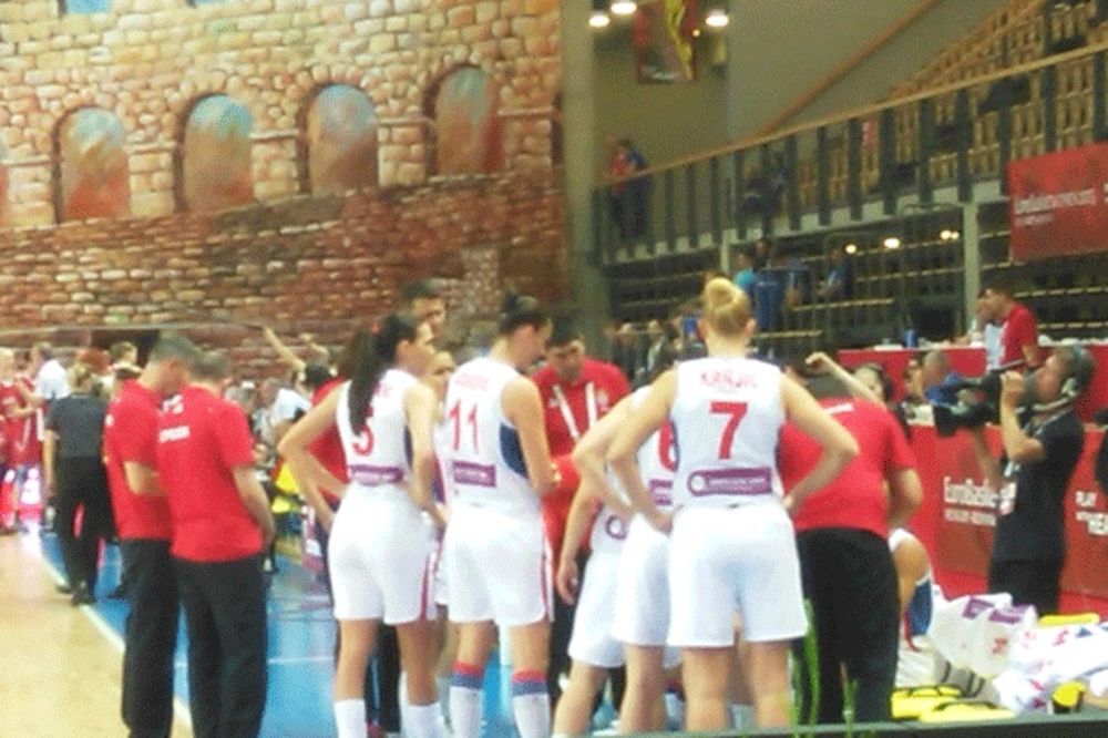 (VIDEO) PRVI PORAZ: Košarkašice Srbije pale pred Rusijom, u drugu fazu nose pobedu i poraz