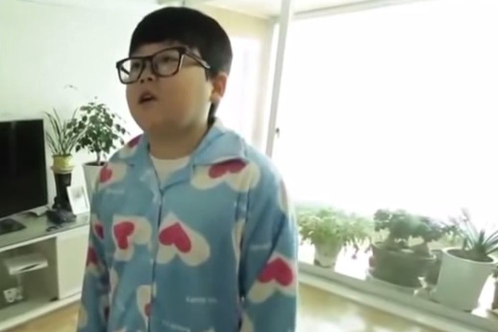 (VIDEO) KOREJSKI PETAR PAN: On izgleda kao da ima sedam godina, ali...