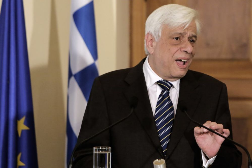 PREDSEDNIK GRČKE SMIRUJE SITUACIJU: Grčka će ostati u evrozoni