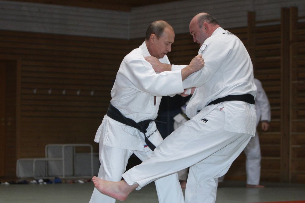 (FOTO) POSLE HOKEJA I DŽUDOA: Nećete verovati šta će Putin da trenira!