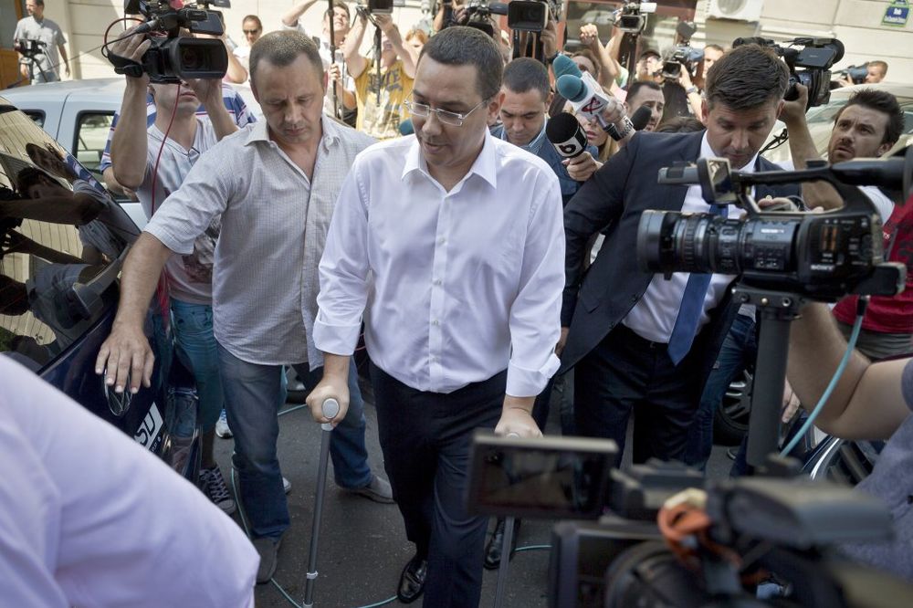 ODBIO DA ODGOVARA NA SASLUŠANJU: Premijer Rumunije Viktor Ponta optužen za korupciju