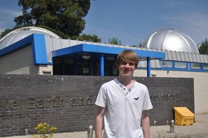 NAUČNICI POTVRDILI: Tinejdžer (15) pronašao novu planetu!