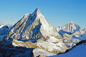 ISTORIJSKI USPEH: Srpkinje osvojile čuveni Materhorn