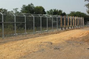 NE ODUSTAJU: Mađarska Vlada hoće i pravno da zapečati granicu sa Srbijom