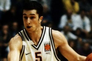 (VIDEO) SEĆANJE NE BLEDI: Na današnji dan rođen je legendarni košarkaš Partizana Haris Brkić