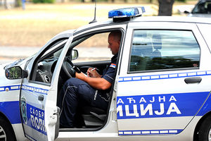 KOBNO PRETICANJE TRAKTORA KOD PIROTA: Poginula dvojica bugarskih državljana, traktorista pobegao